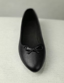 کالج زنانه ساده رنگ عسلی، نمای کامل کفش